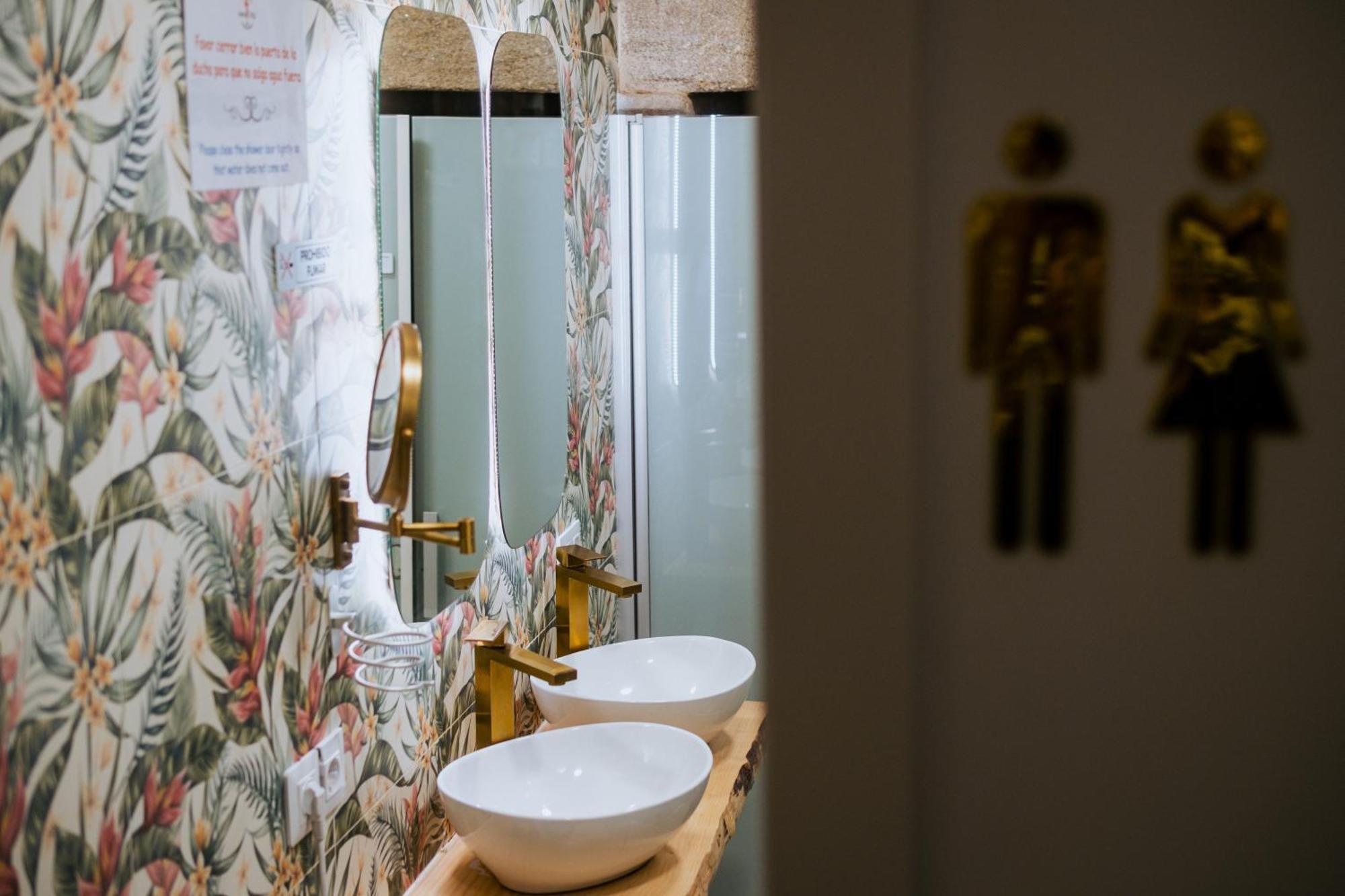 Hostal Santa Cruz Σαντιάγο ντε Κομποστέλα Εξωτερικό φωτογραφία